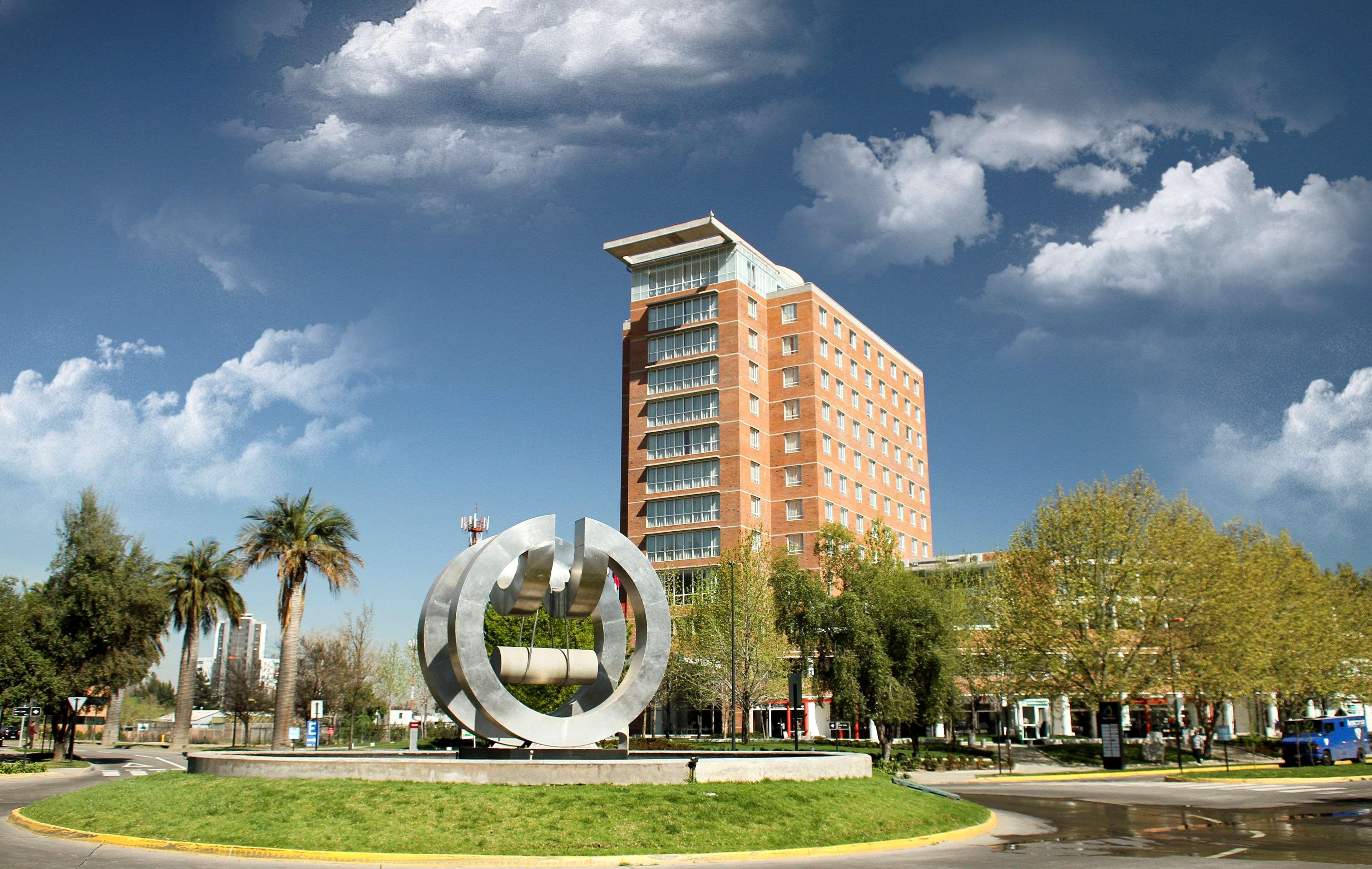 فندق Radisson Ciudad Empresarial سانتياغو المظهر الخارجي الصورة